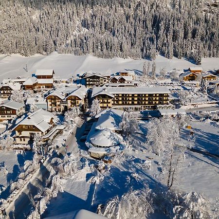 Lacus Hotel Am See Weissensee Zewnętrze zdjęcie