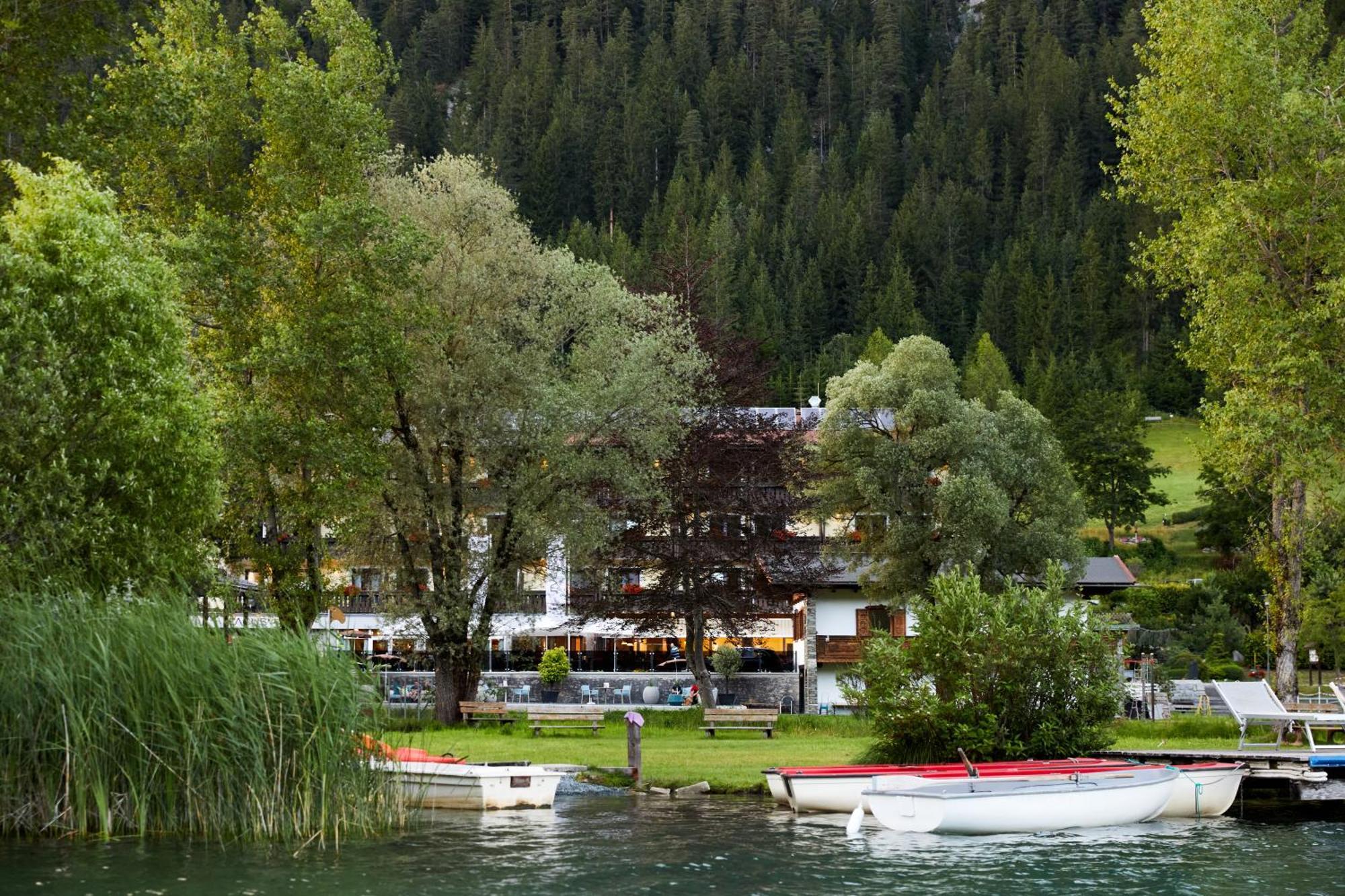 Lacus Hotel Am See Weissensee Zewnętrze zdjęcie