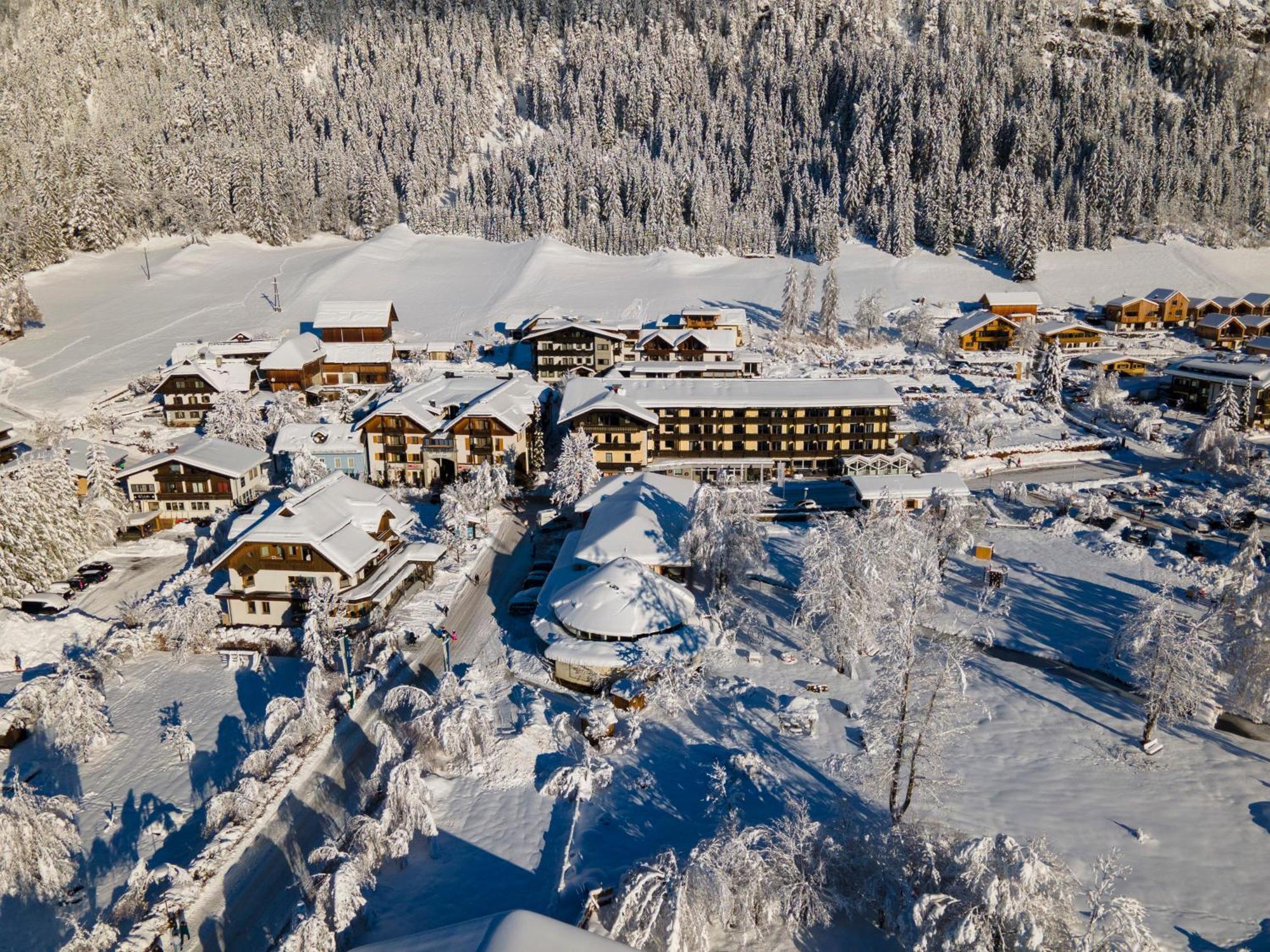 Lacus Hotel Am See Weissensee Zewnętrze zdjęcie